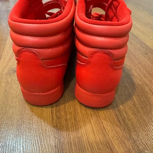 Reebok Classics high tops Size 11 women’s - Picture 4 of 8